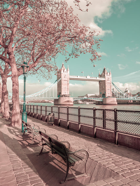 LONDON Thames Riverside & Tower Bridge | urban vintage style